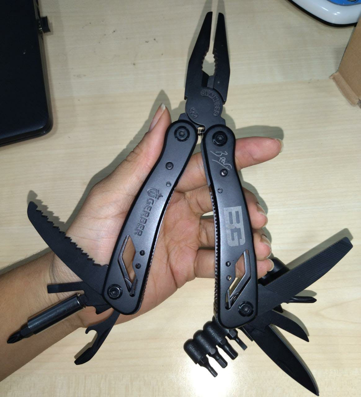 ALICATE MULTIUSOS GERBER