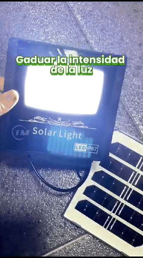 Lampara Reflector 30W Solar GD070